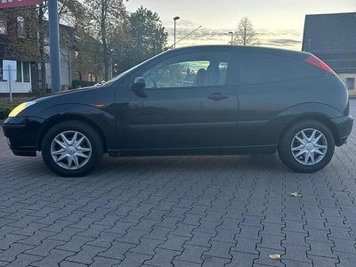 Gebraucht Ford Focus 75 PS (55 kW) 2004 Schwarz Coupé