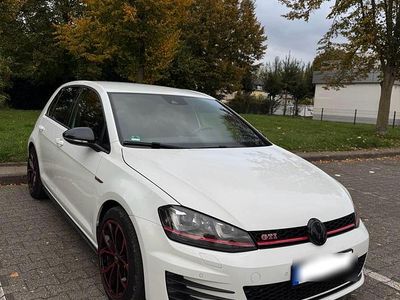 VW Golf VII