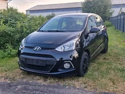 Gebraucht Hyundai i10 Style 87 PS (63 kW) 2014 Schwarz Kleinwagen