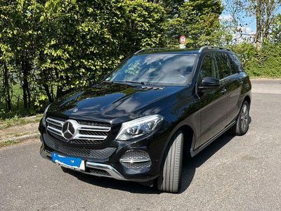 Używany Mercedes GLE350 Exclusive 258 KM (189 kW) 2018 Czarny SUV