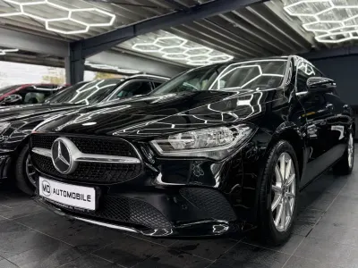 Gebraucht Mercedes CLA180 Shooting Brake 116 PS (85 kW) 2020 Schwarz Kombi