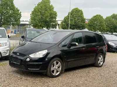 Gebraucht Ford S-MAX Titanium 116 PS (85 kW) 2009 Pantherschwarz metallic Van / Kleinbus