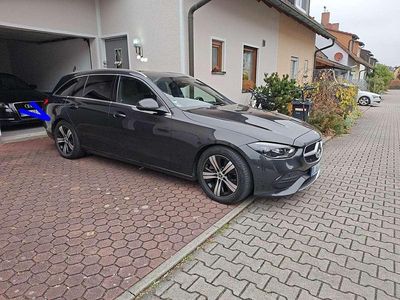 Grau Gebraucht 2024 Mercedes C200 Avantgarde Kombi | 38.900 € (Etwas zu teuer)