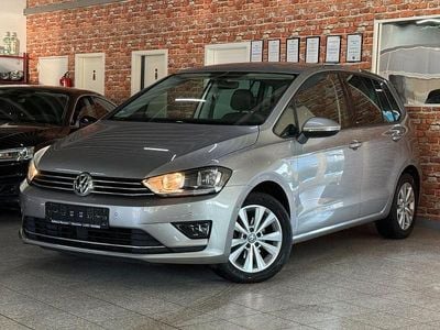Silber Gebraucht 2017 VW Golf Sportsvan Allstar Van / Kleinbus | 11.880 € (Fairer Preis)