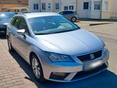 Używany Seat Leon ST 116 KM (85 kW) 2019 Srebrny Kombi