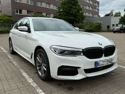 Gebraucht BMW 530e M Sport 252 PS (185 kW) 2020 Weiß Limousine