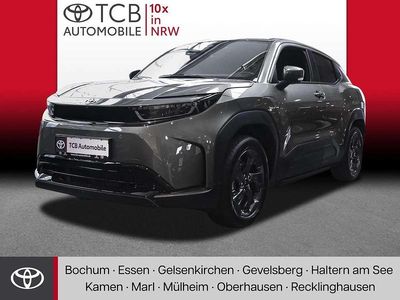 Neu Toyota Urban Cruiser 127 kW (174 PS) 2026 Land breeze green SUV