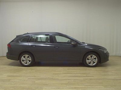 Second-hand VW Golf VIII Pro 116 CP (85 kW) 2021 Gri Break