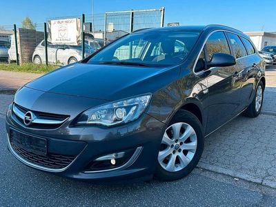 Usata Opel Astra Exklusiv 140 CV (102 kW) 2016 Grigio Station wagon