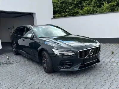 Gebraucht Volvo V90 R-Design 190 PS (139 kW) 2019 Grau Kombi