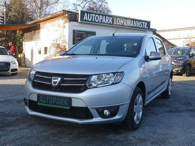 Silber Gebraucht 2015 Dacia Sandero Ambiance Limousine | 6.990 € (Fairer Preis)