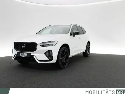 Nuova Volvo XC60 Plus 250 CV (183 kW) 2026 Bianco SUV