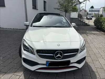 Gebraucht Mercedes CLA250 218 PS (160 kW) 2016 Weiß Coupé