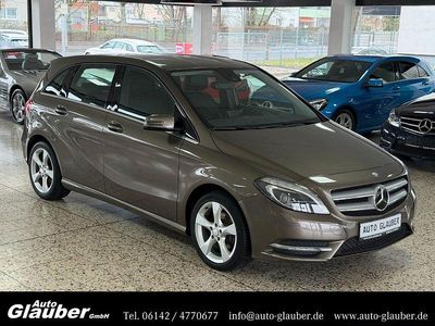 Gebraucht Mercedes B200 Sport 156 PS (114 kW) 2012 Grau Van / Kleinbus