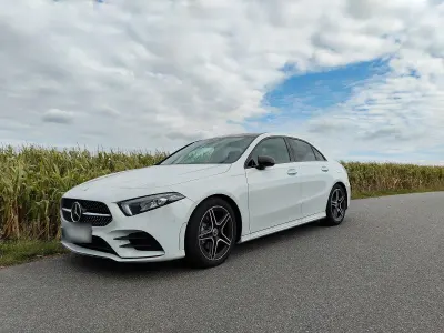 Second-hand Mercedes A200 AMG line 163 CP (119 kW) 2022 Alb Berlinǎ