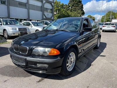BMW 323