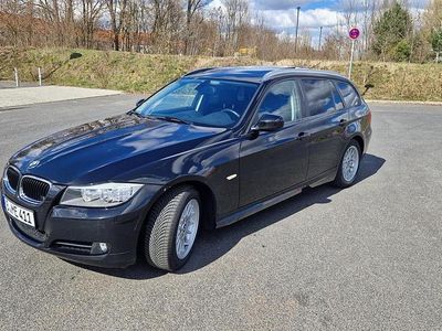 Gebraucht BMW 320 170 PS (125 kW) 2011 Schwarz Kombi