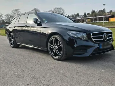 Gebraucht Mercedes E300 AMG 245 PS (180 kW) 2019 Schwarz Kombi