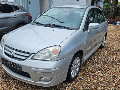 Suzuki Liana