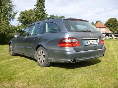 Mercedes E320