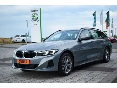 Gebraucht BMW 320 190 PS (139 kW) 2024 Grau Kombi