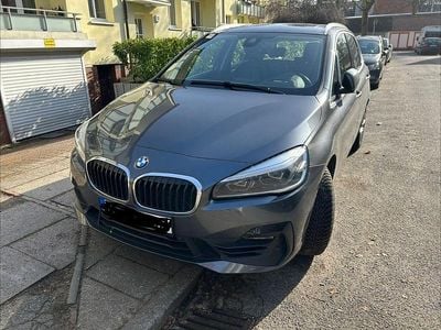 Gebraucht BMW 220 Active Tourer 150 PS (110 kW) 2018 Grau Van / Kleinbus