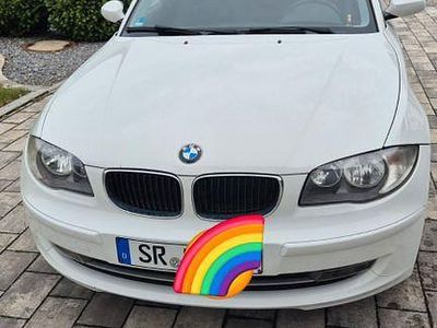 Usata BMW 116 Advantage 122 CV (89 kW) 2009 Bianco Utilitaria