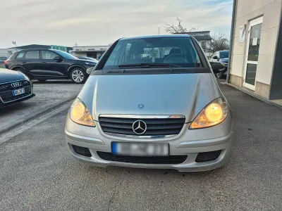 Gebraucht Mercedes A180 109 PS (80 kW) 2005 Silber Kleinwagen