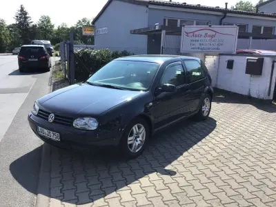 Gebraucht VW Golf IV Edition 116 PS (85 kW) 2002 Blau Limousine
