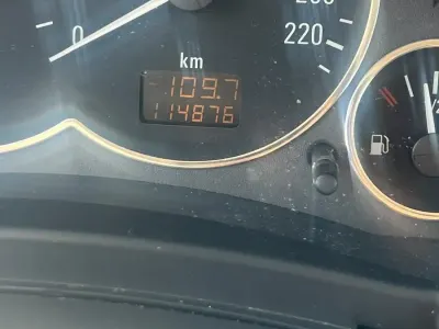 Gebraucht Opel Meriva 125 PS (91 kW) 2004 Silber Van / Kleinbus