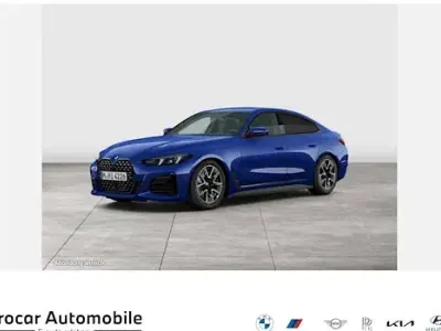 Usata BMW 420 Shadowline 190 CV (139 kW) 2025 Blu Coupé