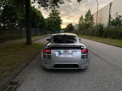 Second-hand Audi TT Sport 250 CP (183 kW) 1999 Argintiu Coupe