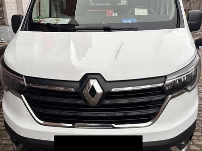 Gebraucht Renault Trafic Komfort 131 PS (96 kW) 2022 Weiß Van / Kleinbus