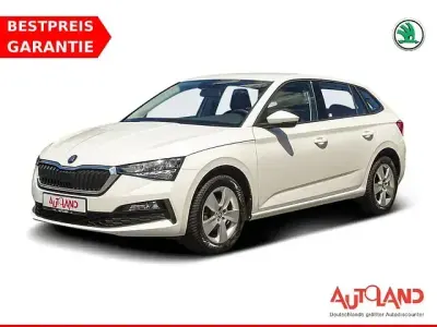 Gebraucht Skoda Scala 95 PS (69 kW) 2020 Weiß Kleinwagen