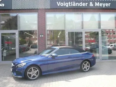 Gebraucht Mercedes C200 AMG line 184 PS (135 kW) 2018 Blau Cabrio