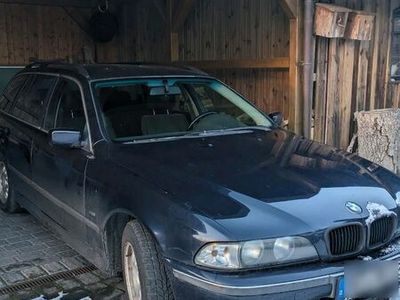 gebraucht BMW 523 E39 i Touring (Zylinderkopfdichtung kaputt)