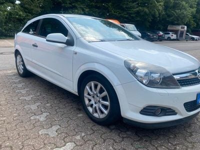 Opel Astra GTC