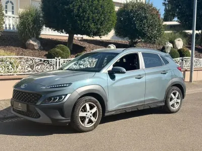 Gebraucht Hyundai Kona Intro Edition 120 PS (88 kW) 2021 Grün SUV