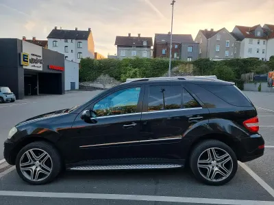 Brugt Mercedes ML350 224 HK (164 kW) 2009 Sort SUV