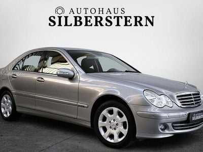 Grau Gebraucht 2005 Mercedes C180 Elegance Limousine | 10.900 €