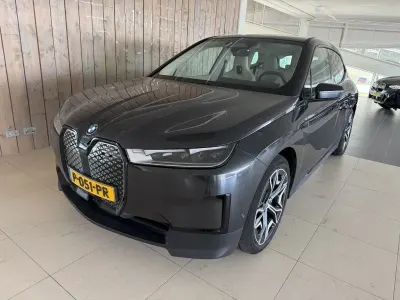 Gebraucht BMW iX Executive 239 kW (326 PS) 2022 Grau SUV