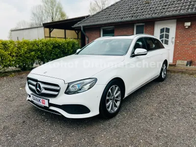 Gebraucht Mercedes E220 194 PS (142 kW) 2017 Weiß Kombi