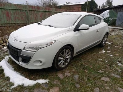 Weiß Gebraucht 2010 Renault Mégane Limousine | 3.000 € (Superpreis)