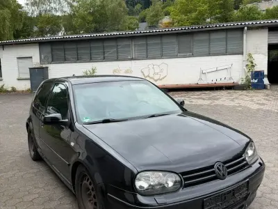 Gebraucht VW Golf III 100 PS (73 kW) 1998 Schwarz Limousine