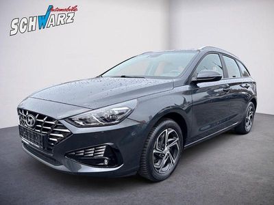 Gebraucht Hyundai i30 Trend 116 PS (85 kW) 2022 Grau Kombi