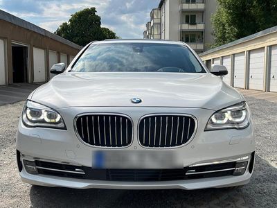 BMW 740