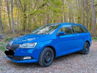 Gebraucht Skoda Fabia Ambition 95 PS (69 kW) 2020 Blau Kombi