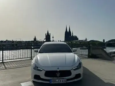 Gebraucht Maserati Ghibli 411 PS (302 kW) 2014 Weiß Limousine