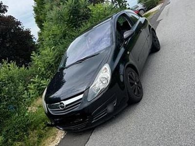 Gebraucht Opel Corsa 80 PS (58 kW) 2007 Silber Kleinwagen