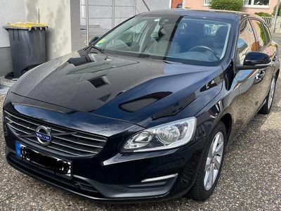 Gebraucht Volvo V60 181 PS (133 kW) 2014 Schwarz Kombi